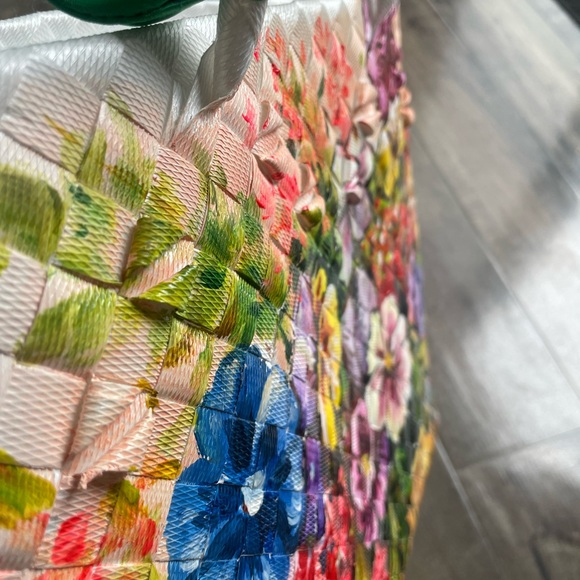 Hand painted summer tote - Picture 5 of 9